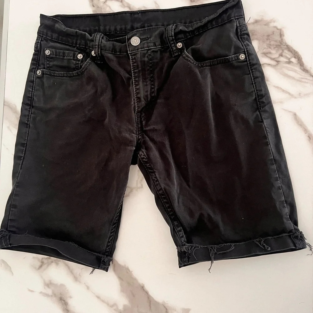 Levi’s Mens size W 30 511 black denim washed out look cut off skater shorts